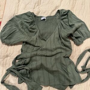 green wrap around top!